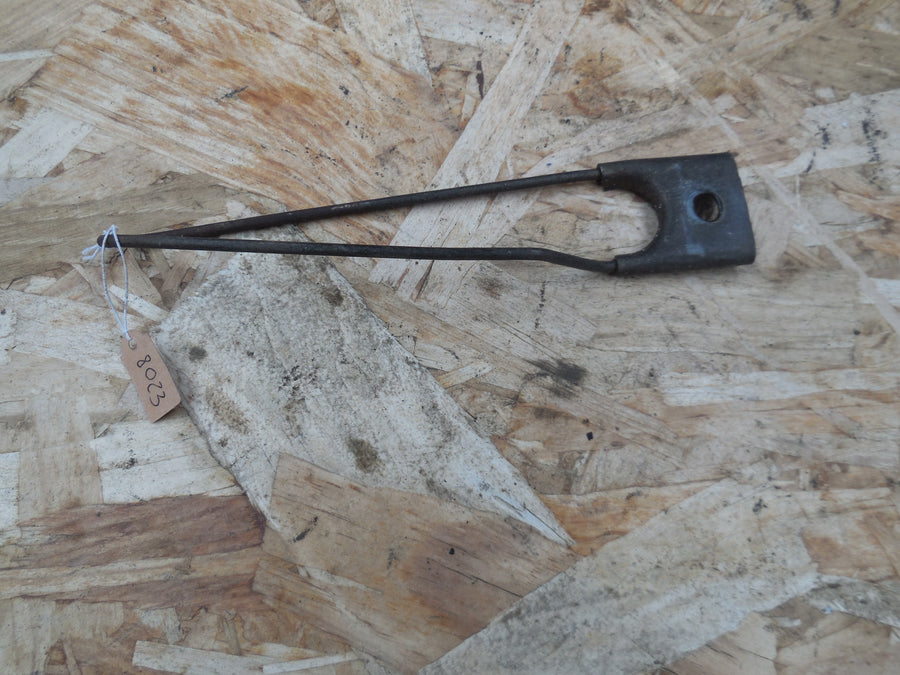 passe cable/ fils  mobylette