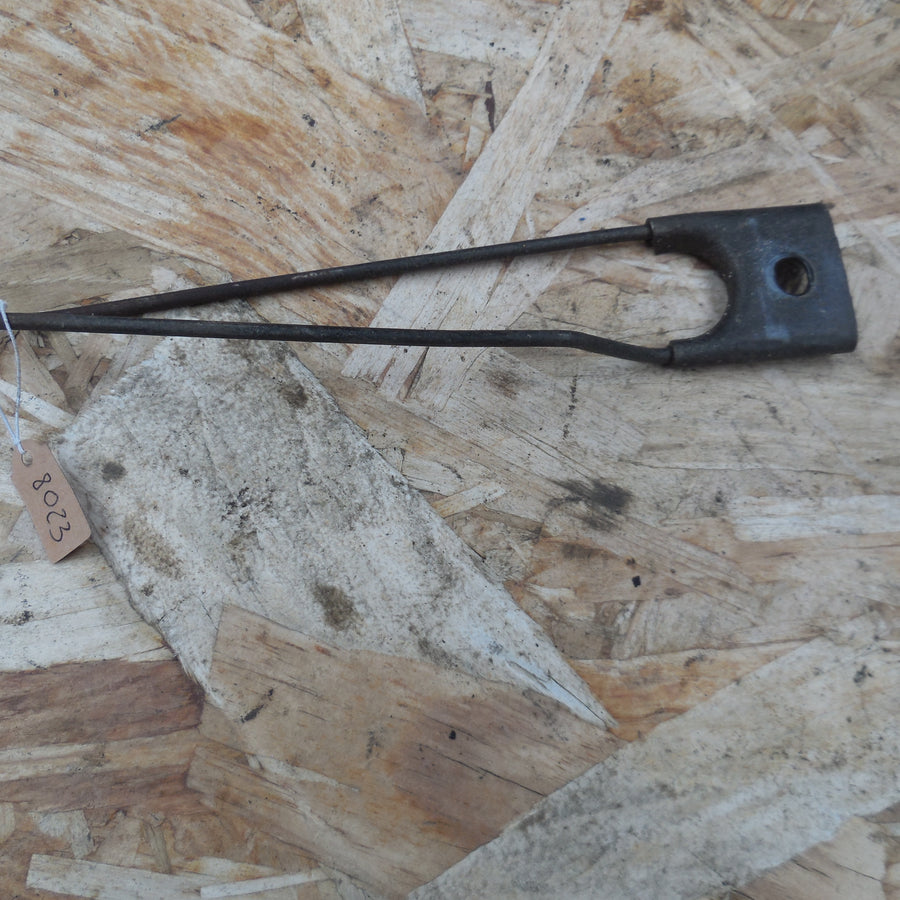 passe cable/ fils  mobylette
