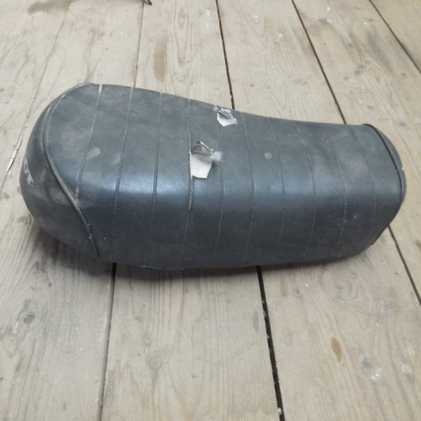 selle biplace  peugeot  sx  8
