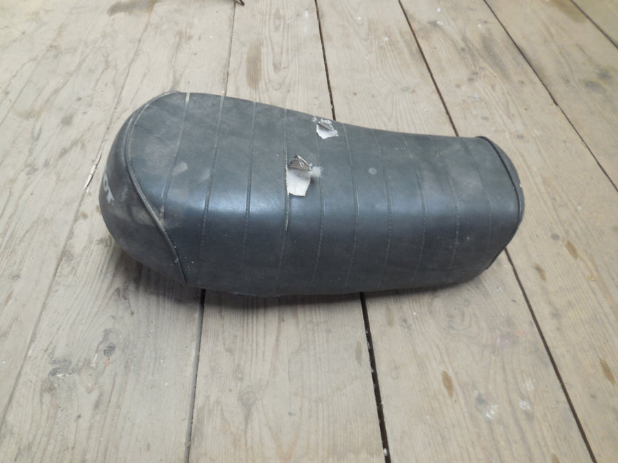 selle biplace  peugeot  sx  8