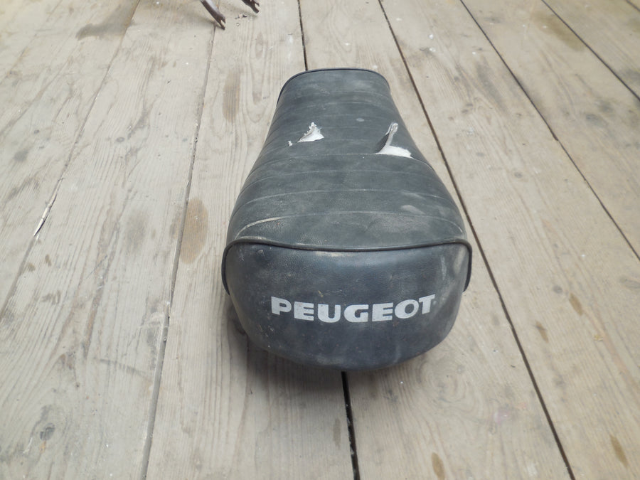 selle biplace  peugeot  sx  8