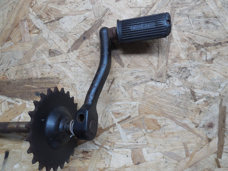 axe de pedalier peugeut tlx