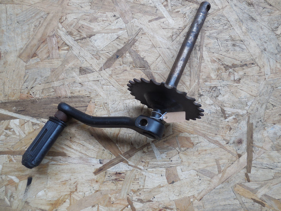 axe de pedalier peugeut tlx