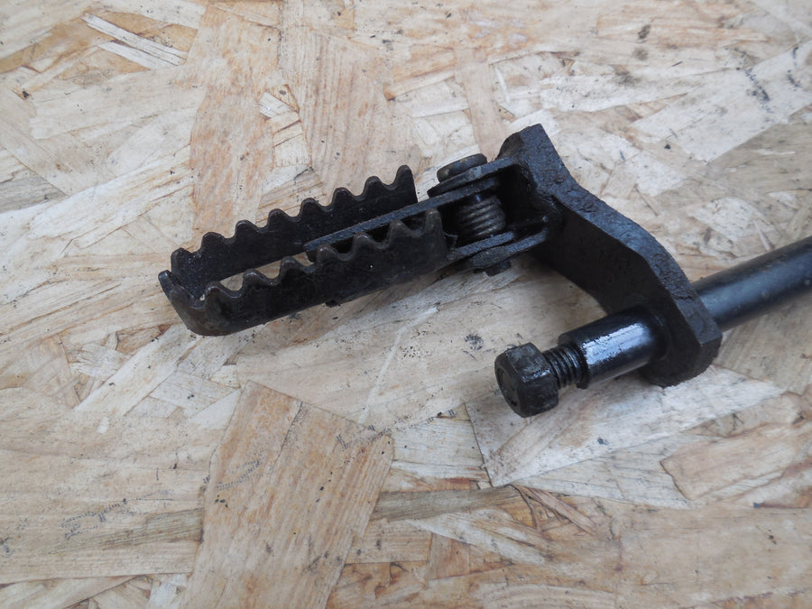 paire de cale pieds  peugeot  sx 8