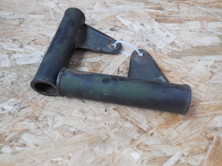 patte de fixation de phare peugeot sx  8
