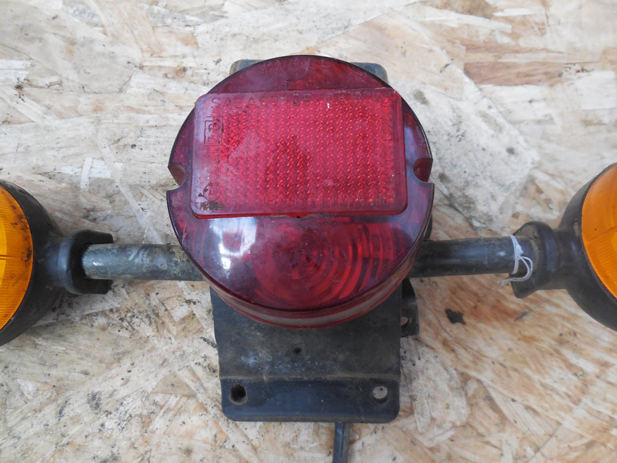 feu ar  peugeot  sx  8
