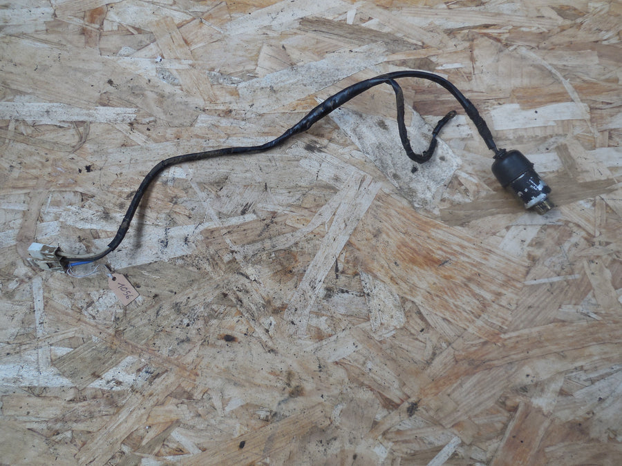 contacteur de stop  peugeot sx  8