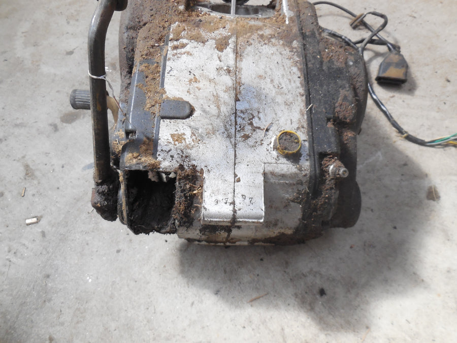 bas  moteur  peugeot  sx  8