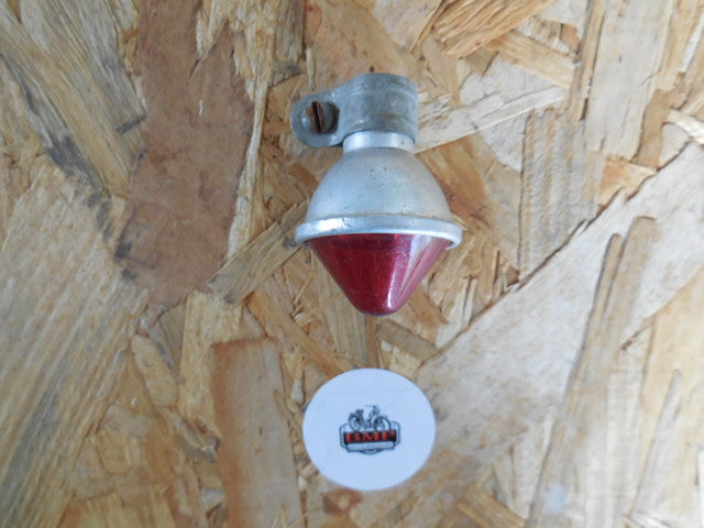 cabochon  / catadioptre  cyclomoteur