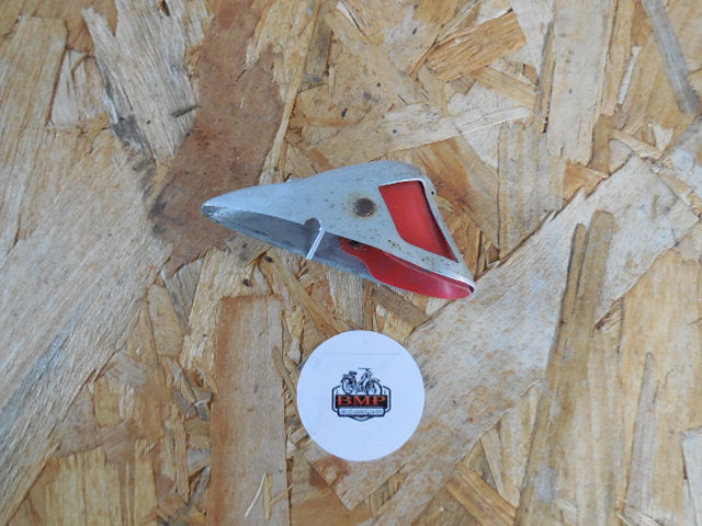 cabochon / catadioptre cyclomoteur / vélomoteur