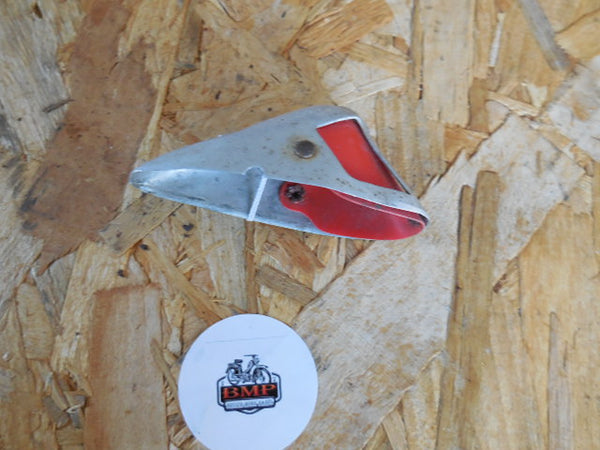 cabochon / catadioptre cyclomoteur / vélomoteur