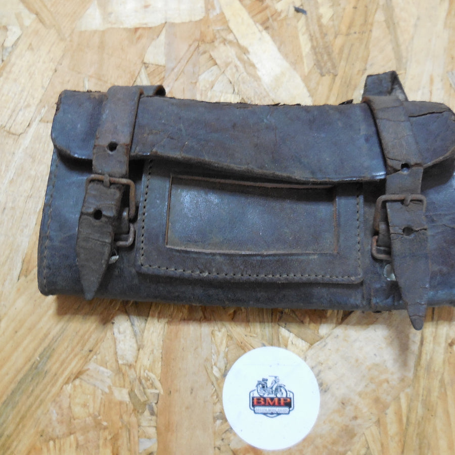 ancienne sacoche a outils