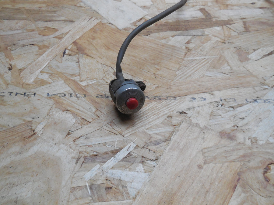 bouton interrupteur klaxon