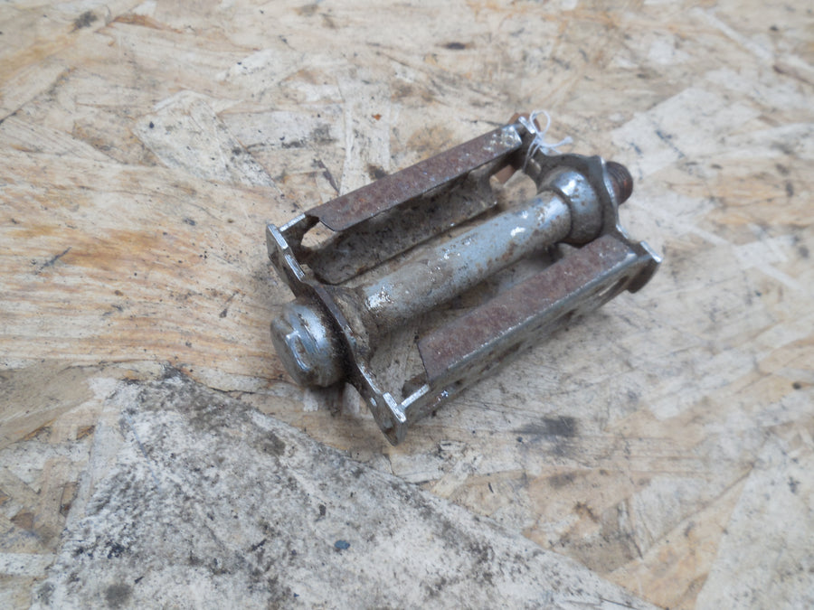 pédale  mobylette  solex   coté  droit