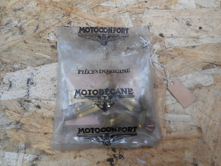 attache  d  origine  motobécane