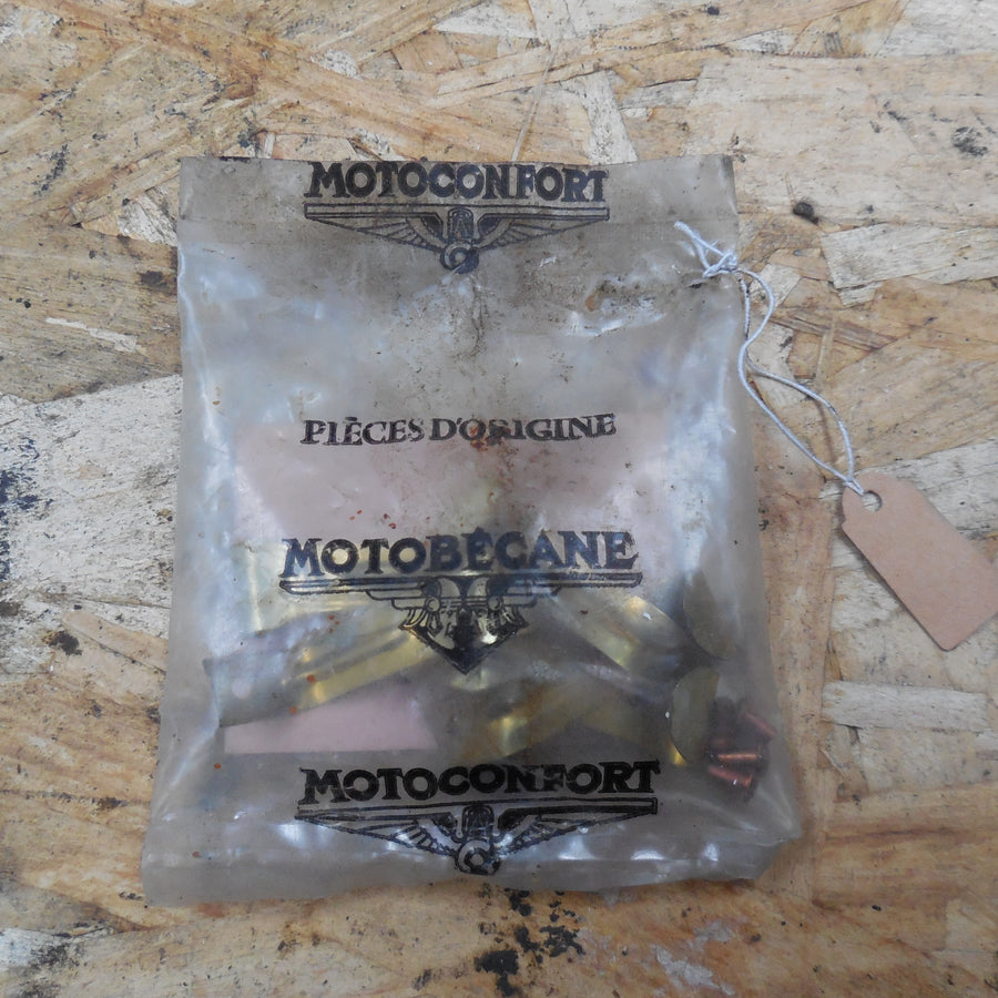 attache  d  origine  motobécane
