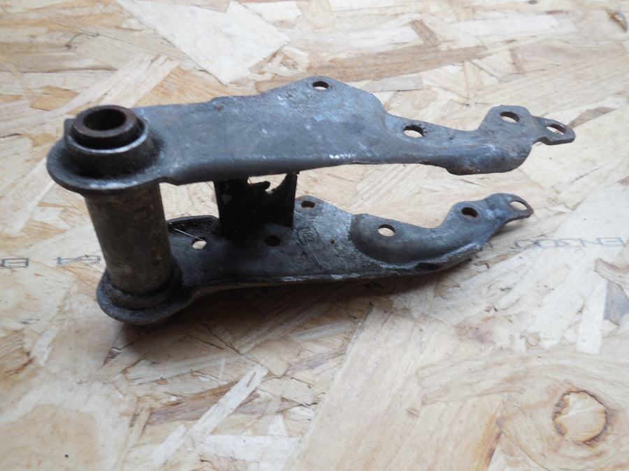 support moteur peugeot  103