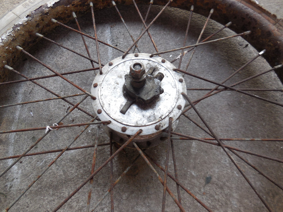 jante  motobecane  av  88 / 89