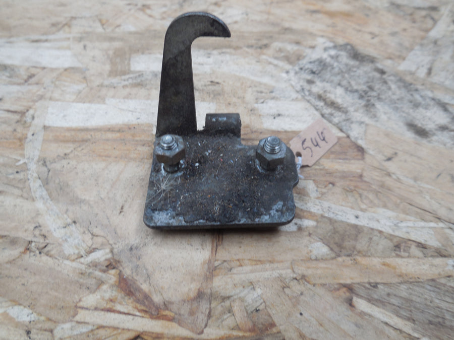 patte de fixation moteur  mobylette