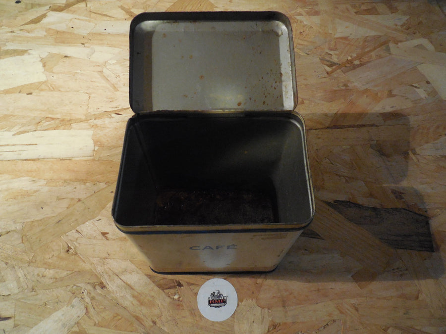 boite  POULAIN  café