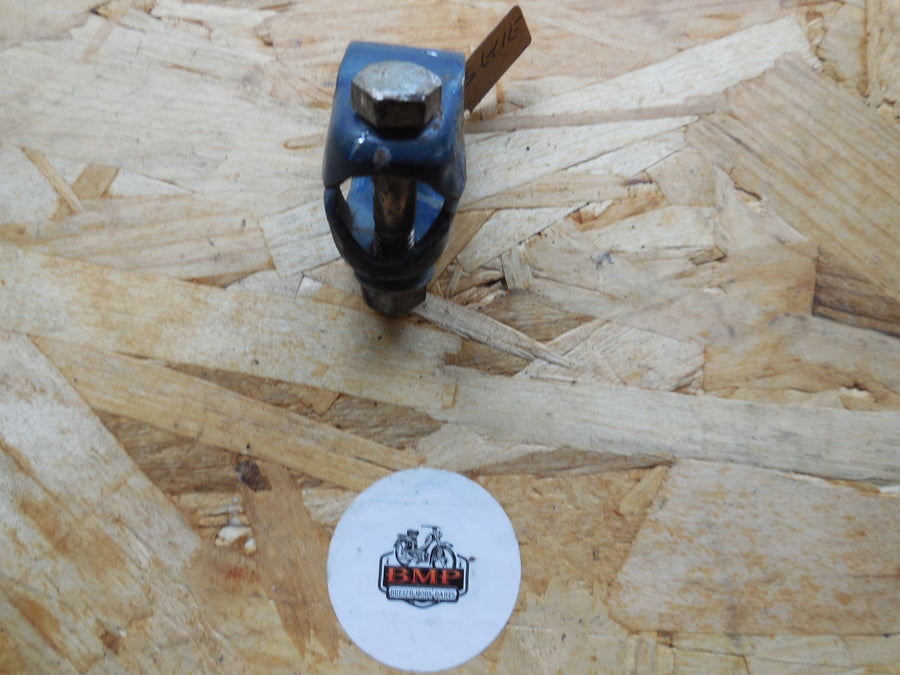 collier de fixation selle mobylette Peugeot  102