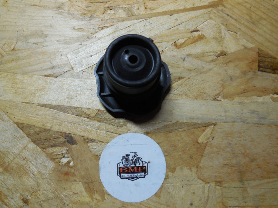 bouchon de réservoir   Peugeot 103