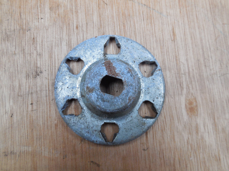 flasque  d appui variateur    peugeot  103