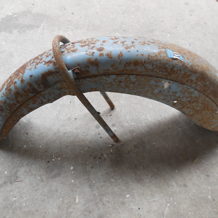 garde boue avant  bb peugeot