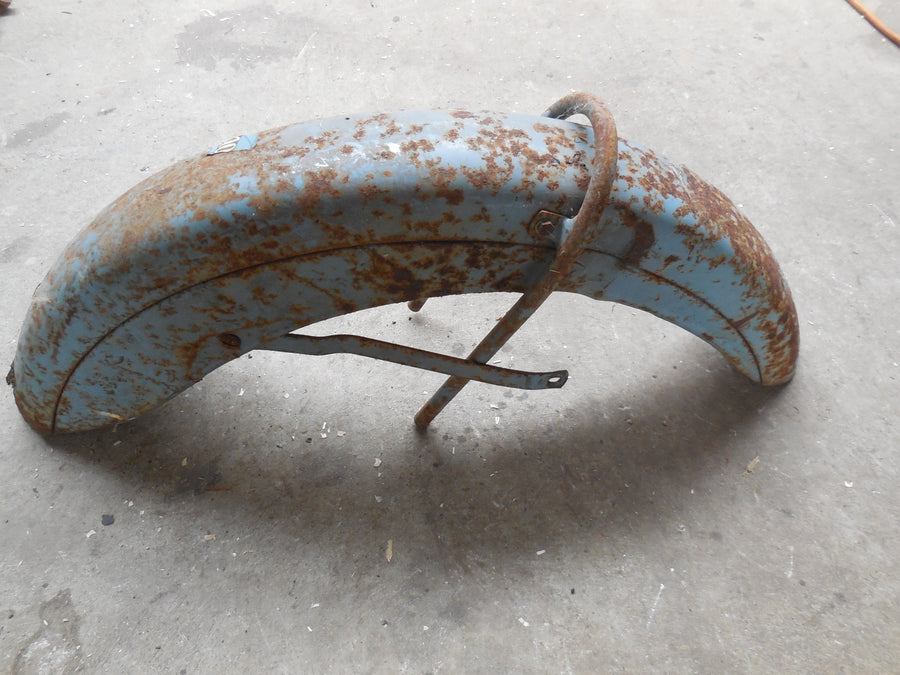 garde boue avant  bb peugeot
