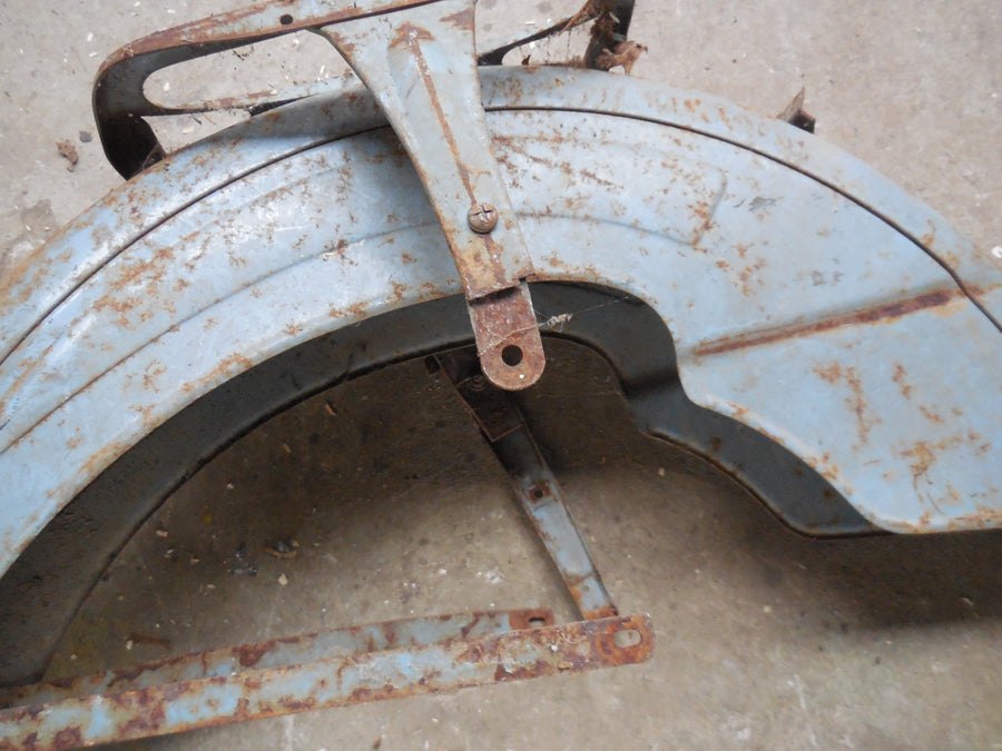 garde boue / porte bagage bb peugeot