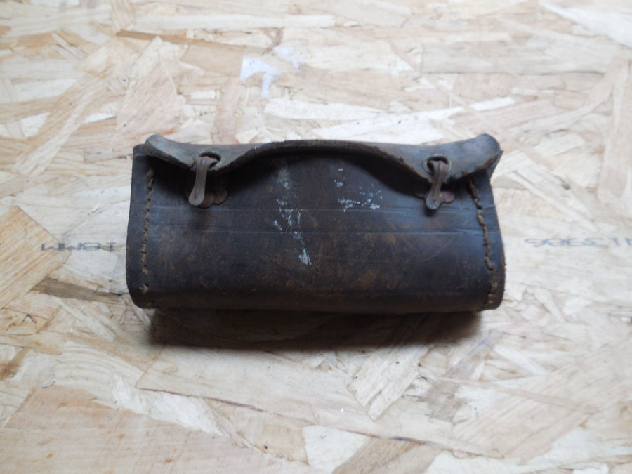 trousse a outil en cuir