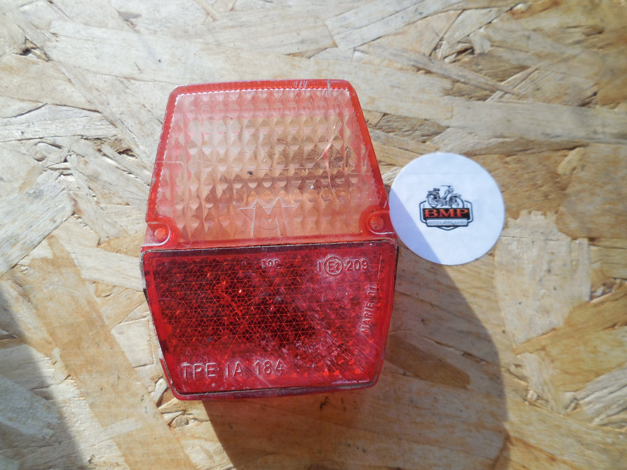 cabochon  feux motobecane AV 88