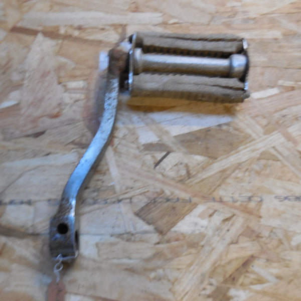 pédale mobylette motobecane  av 88/89
