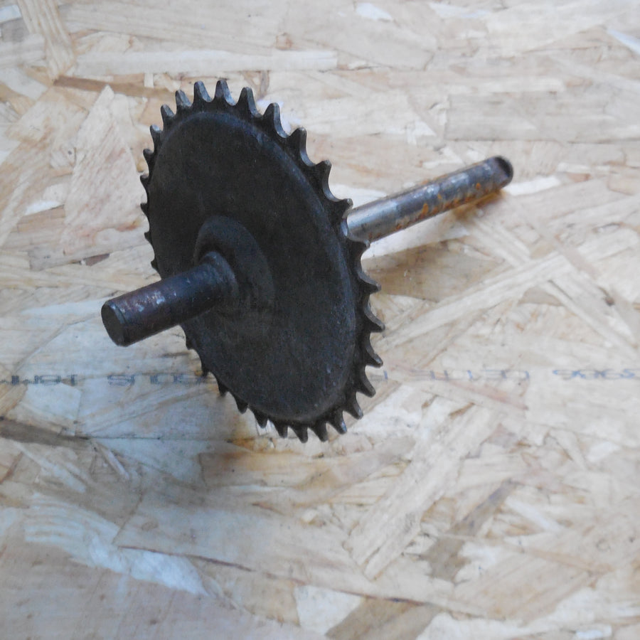 axe de pedalier mobylette