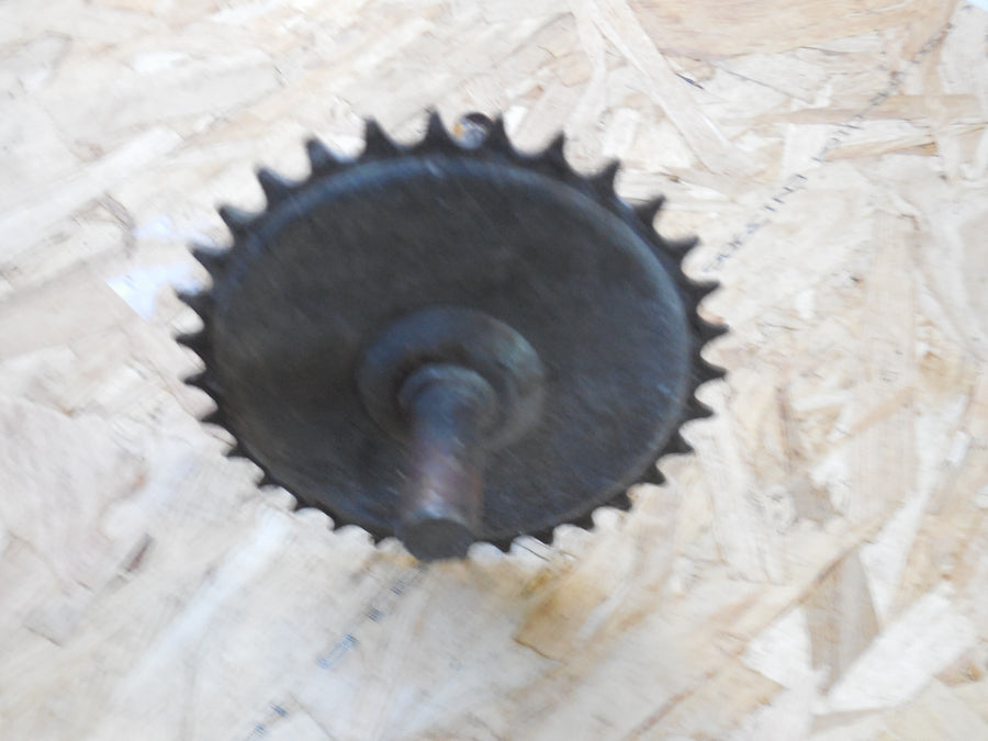 axe de pedalier mobylette