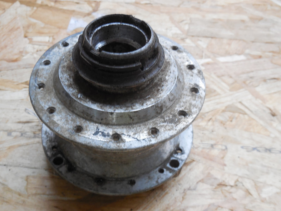 moyeu de roue rigida