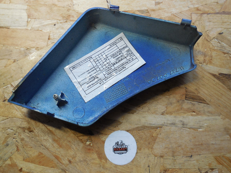 cache latéral peugeot  103