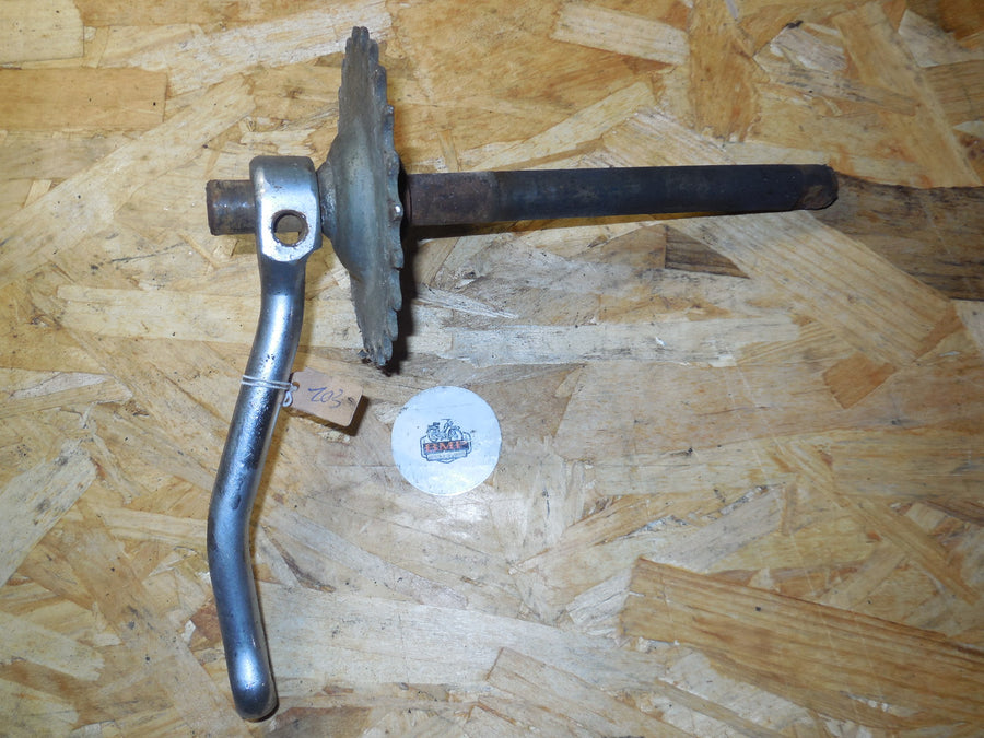 axe de pédalier peugeot  103