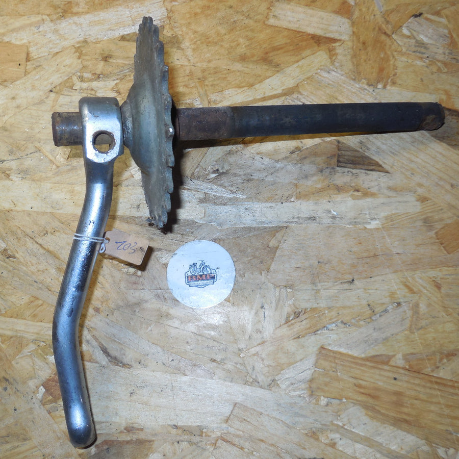 axe de pédalier peugeot  103