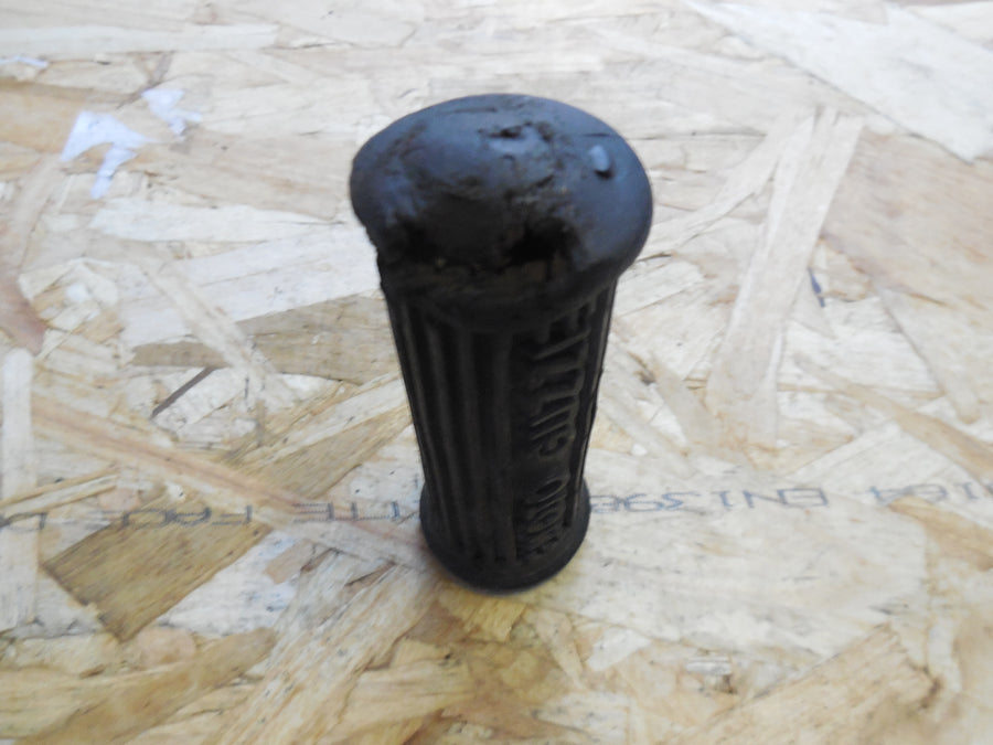 cale pied moto guzzi