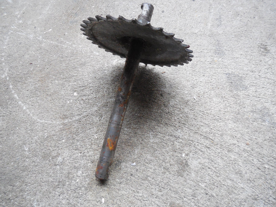 axe de pedalier  mobylette peugeot