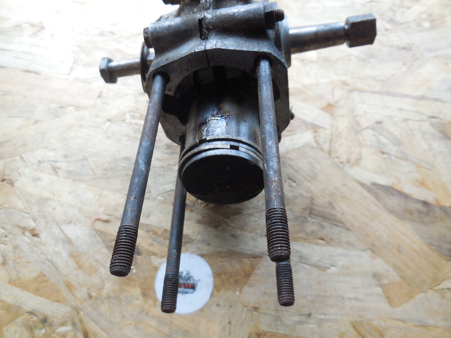 bas moteur  mobylette
