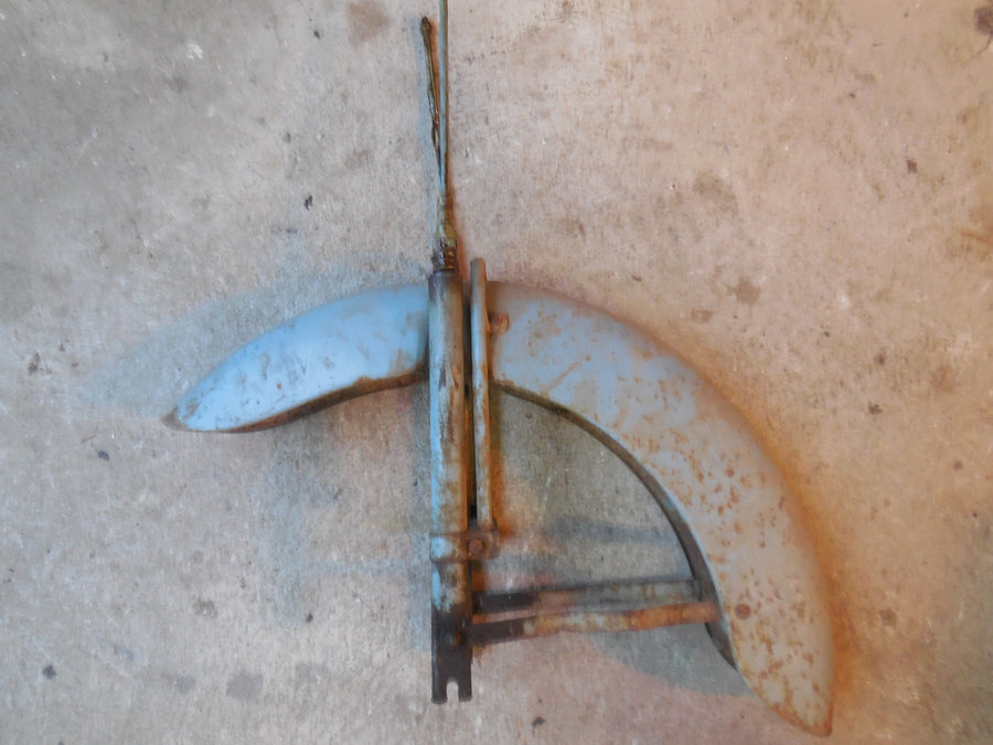 garde boue mobylette + bas de fourche  bb peugeot