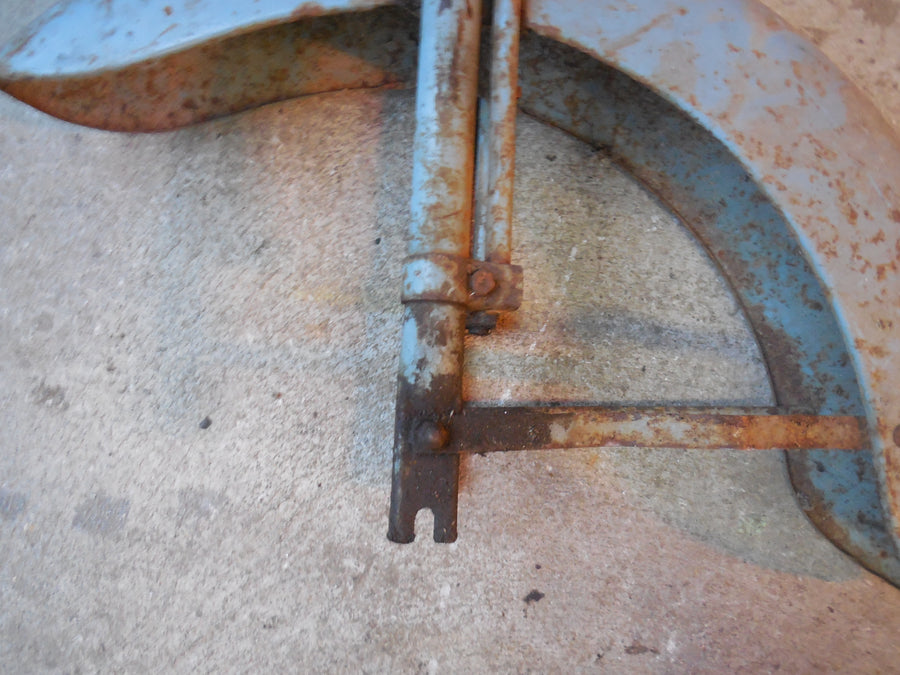garde boue mobylette + bas de fourche  bb peugeot