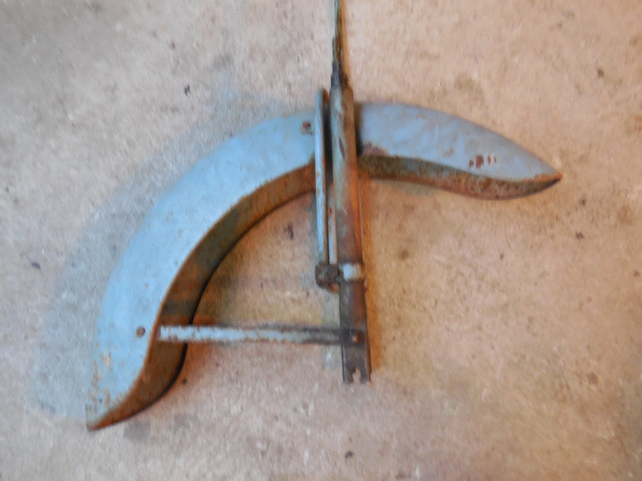 garde boue mobylette + bas de fourche  bb peugeot