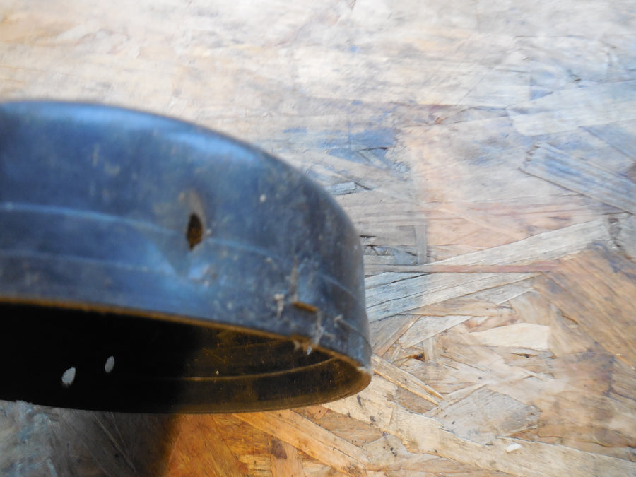 cache volant magnétique