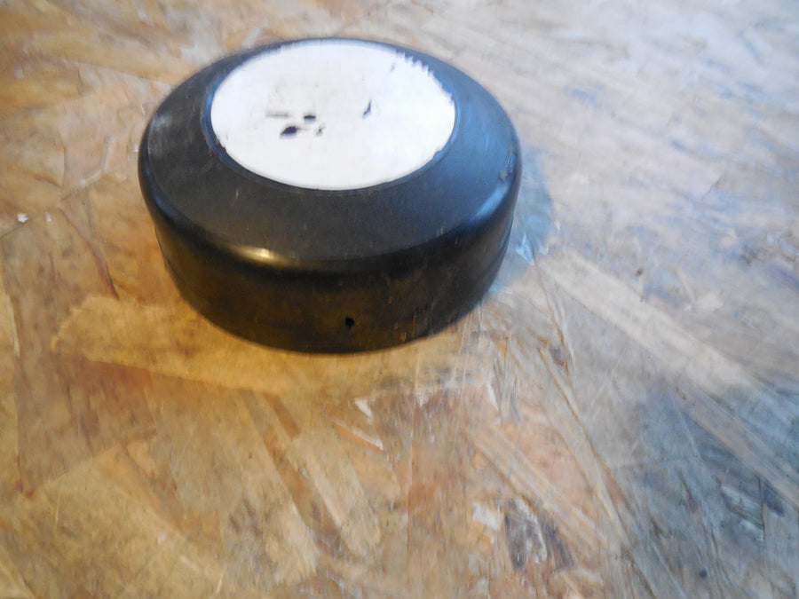 cache volant magnétique