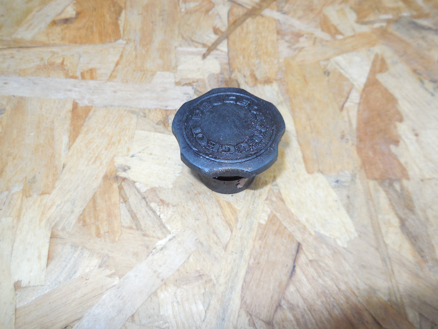 bouchon réservoir peugeot  103