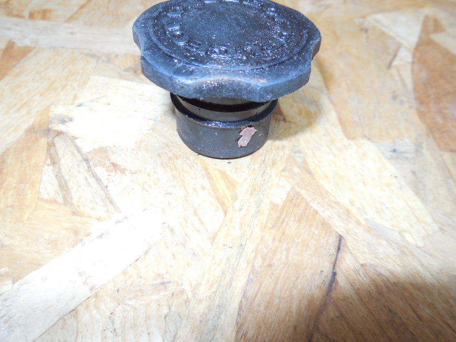 bouchon réservoir peugeot  103