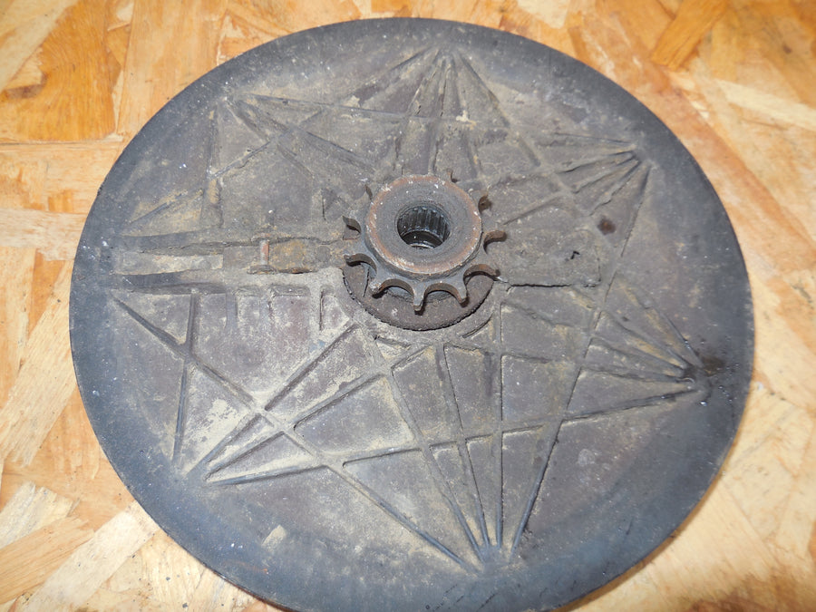 poulie /plateau peugeot  103